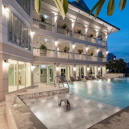 Siam Tharadol Hotel Bangkok Ngoại thất bức ảnh
