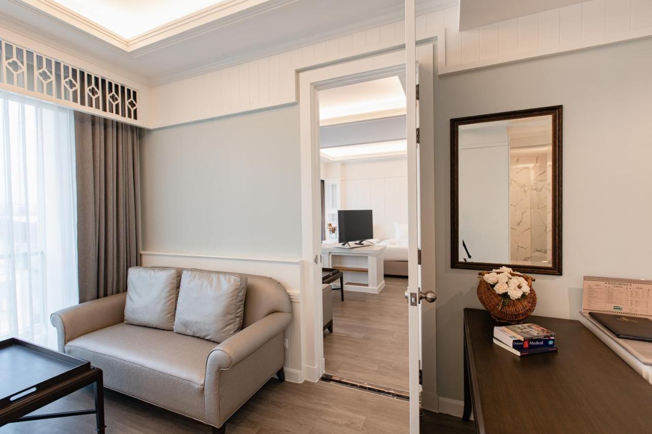 Siam Tharadol Hotel Bangkok Ngoại thất bức ảnh